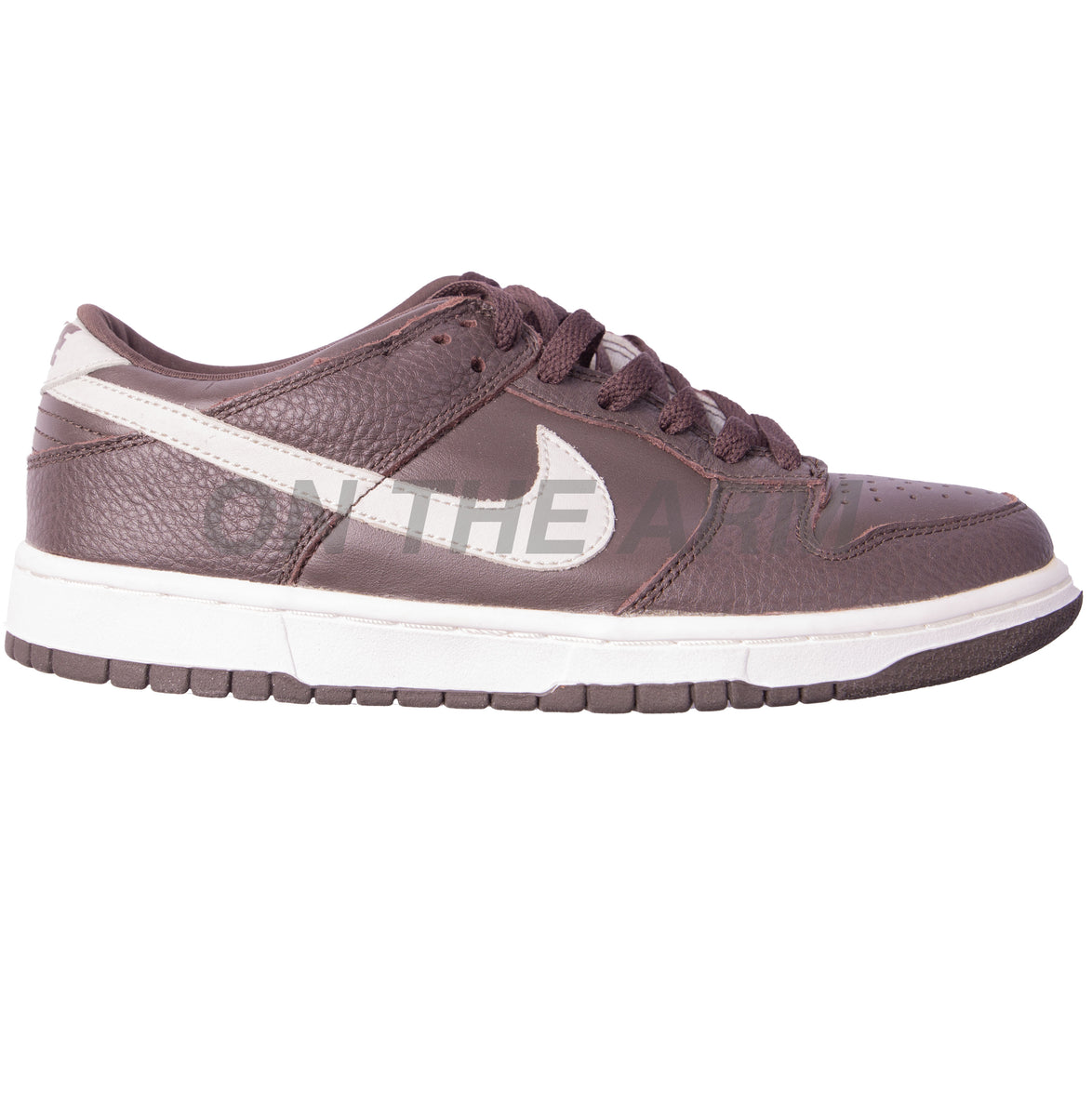 Nike Cinder Dunk Low (2003) â On The Arm