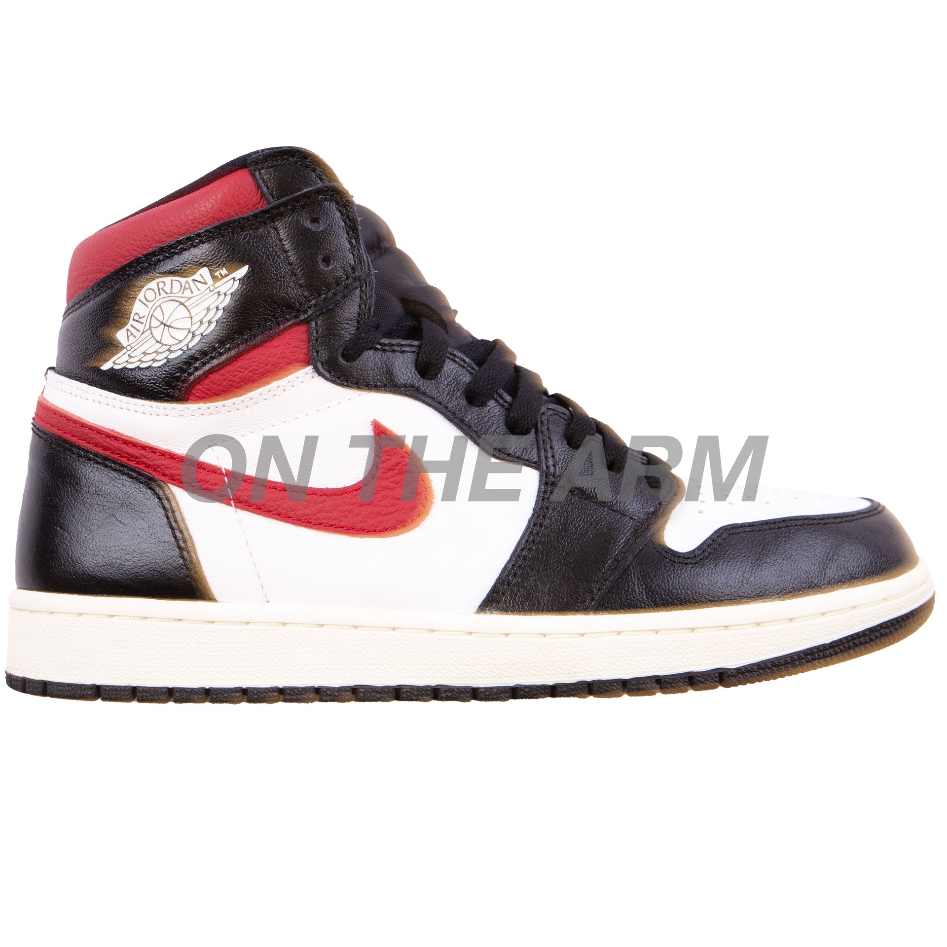 Nike Gym Red Air Jordan 1 PRE-OWNED