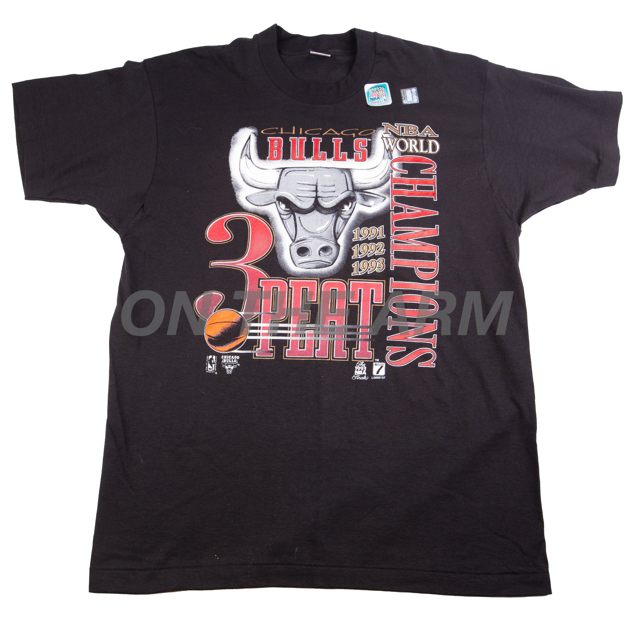 Vintage Black Chicago Bulls 3Peat Tee (1993)